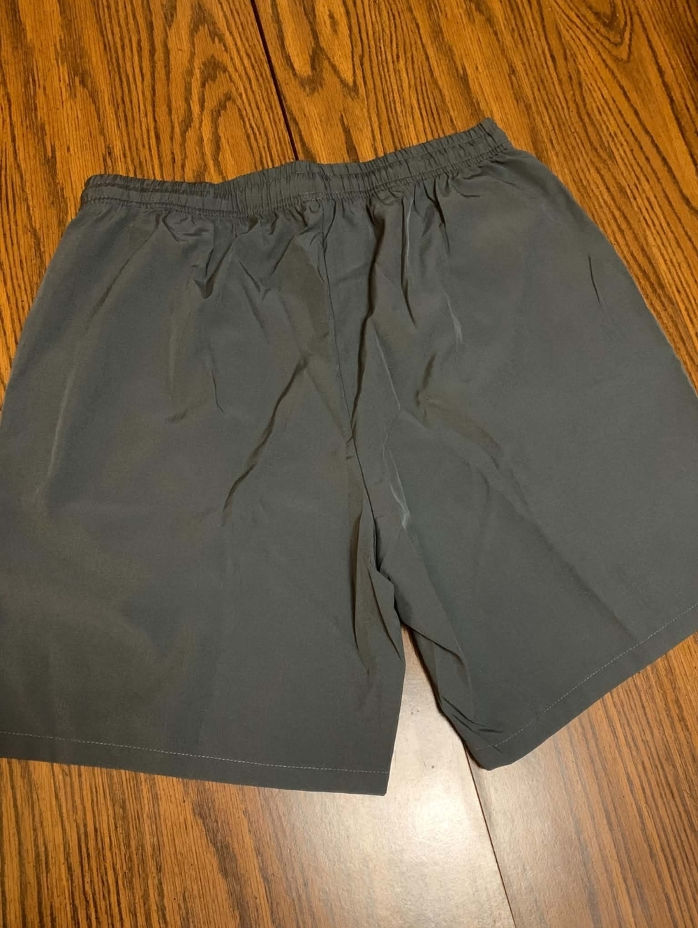 New Men's Gray Active Performance Shorts with Reflective Detail - Picture 2 of 6
